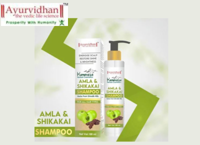 Herbal Kamoveda Amla & Shikakai Shampoo