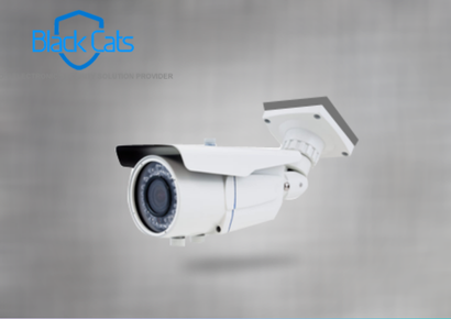 Vari focal bullet camera